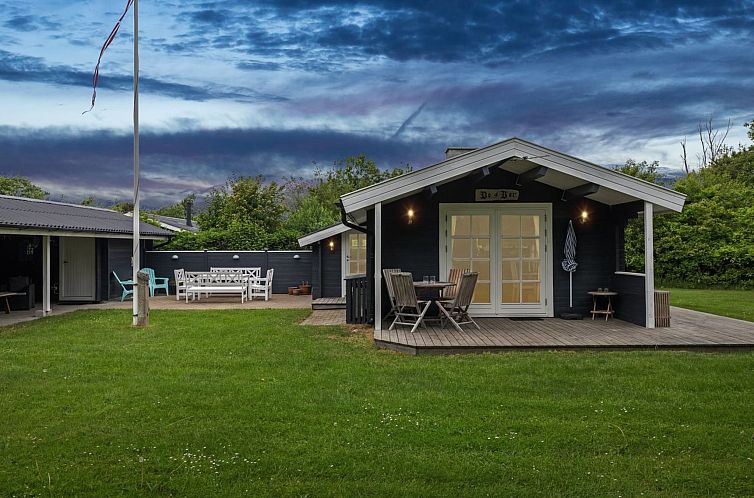 Vakantiehuis "Saxi" - 1.2km from the sea