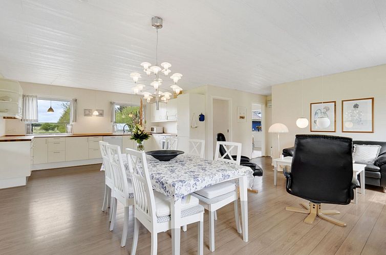 Vakantiehuis "Mikkeline" - 400m to the fjord