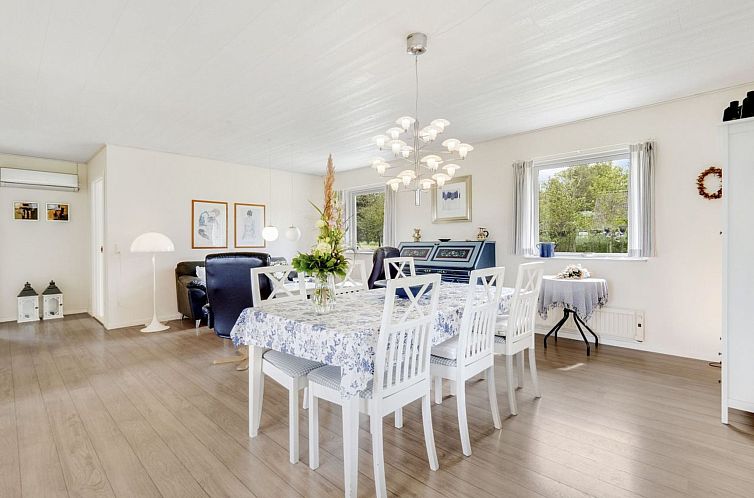 Vakantiehuis "Mikkeline" - 400m to the fjord