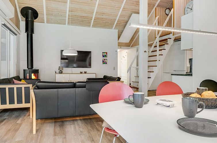 Vakantiehuis "Eisa" - 300m to the fjord