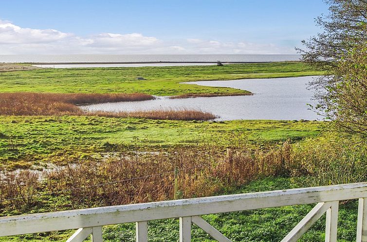 Vakantiehuis "Simo" - 250m from the sea