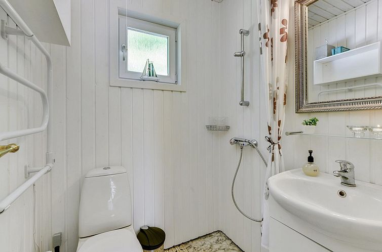 Vakantiehuis "Deik" - 2km to the fjord