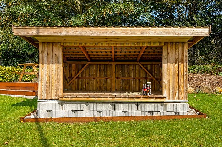 Vakantiehuis "Tuki" - 700m to the fjord