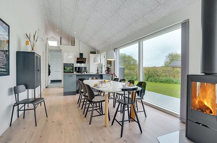 Vakantiehuis "Elso" - 600m to the fjord