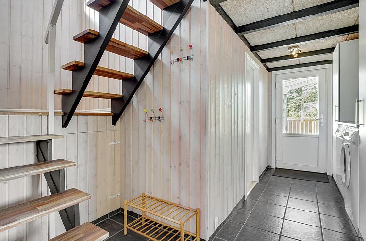 Vakantiehuis "Dagne" - 400m to the fjord