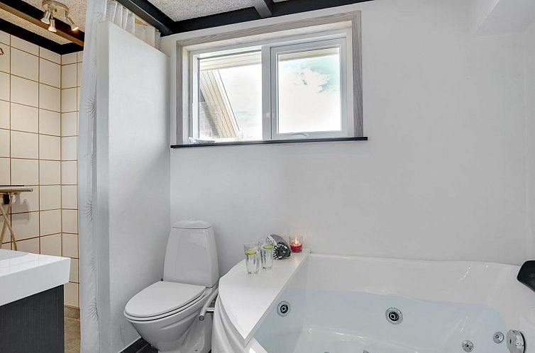 Vakantiehuis "Dagne" - 400m to the fjord