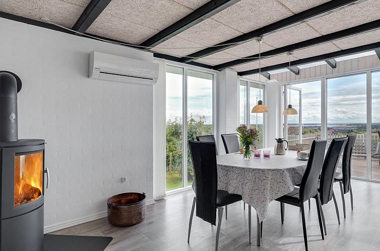 Vakantiehuis "Dagne" - 400m to the fjord