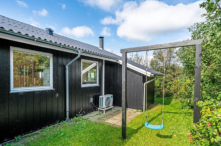 Vakantiehuis "Brenda" - 300m to the fjord