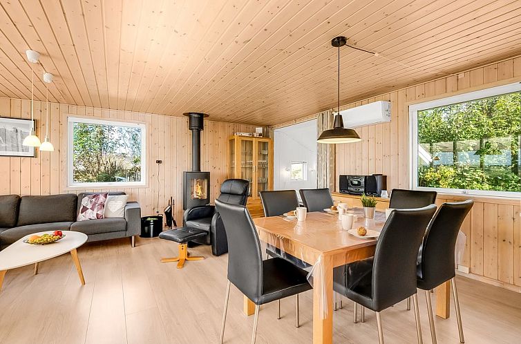 Vakantiehuis "Brenda" - 300m to the fjord