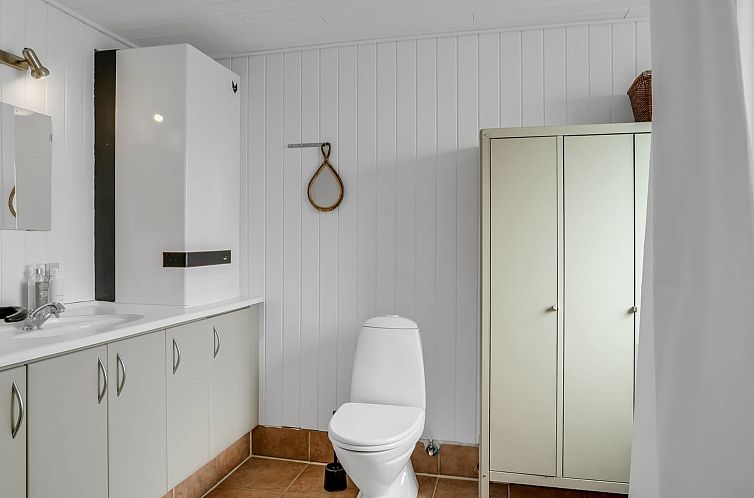 Vakantiehuis "Lenya" - 300m to the fjord