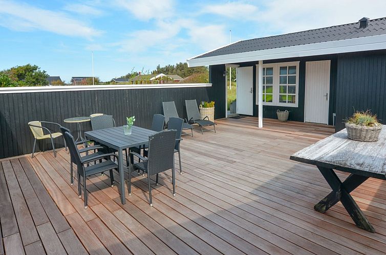 Vakantiehuis "Halsten" - 551m from the sea