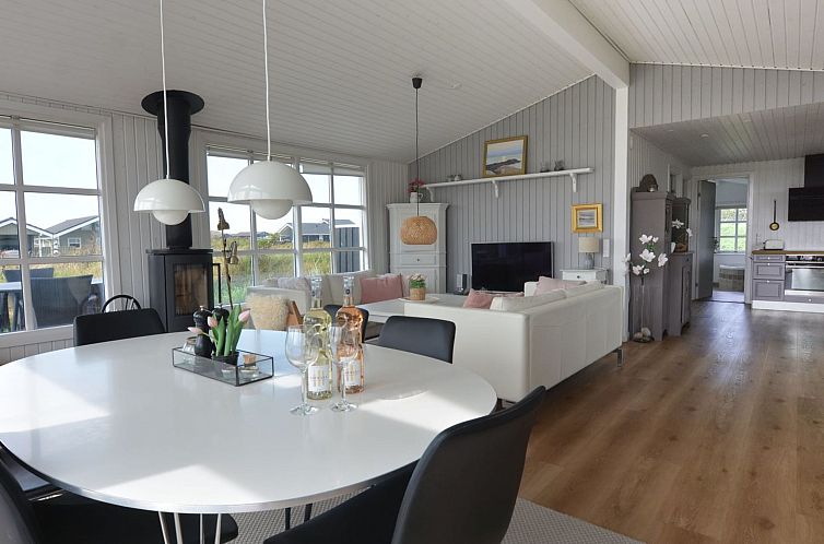 Vakantiehuis "Halsten" - 551m from the sea