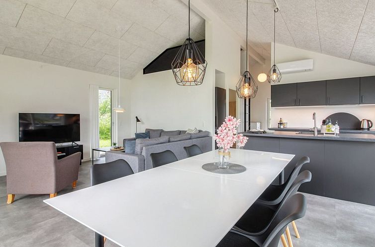 Vakantiehuis "Holke" - 600m from the sea