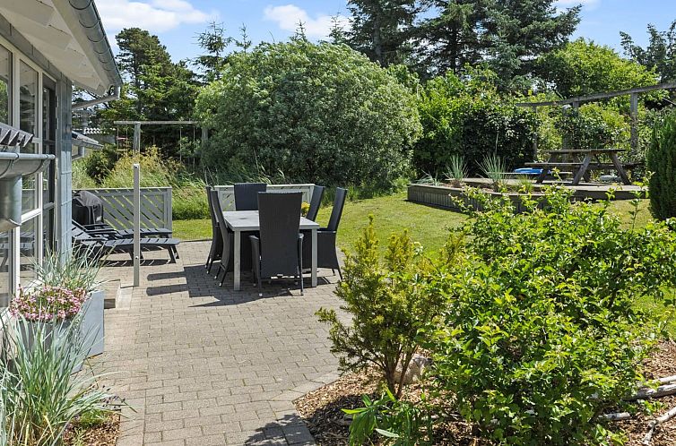Vakantiehuis "Mathias" - 625m from the sea