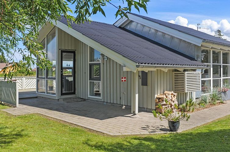 Vakantiehuis "Mathias" - 625m from the sea