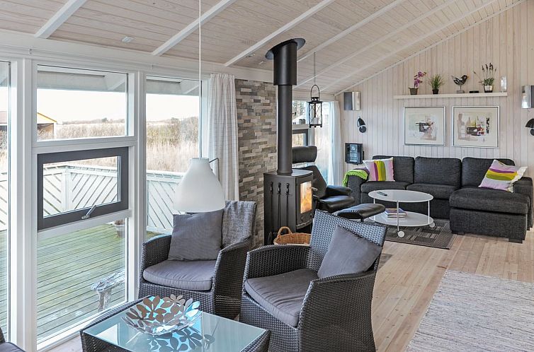Vakantiehuis "Mathias" - 625m from the sea