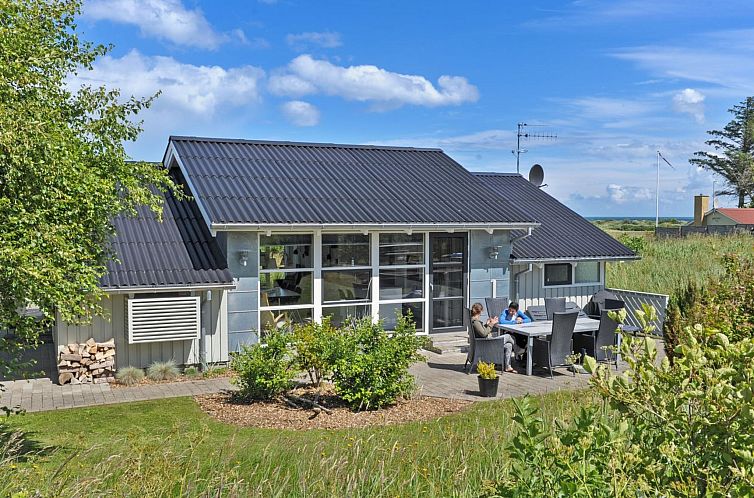 Vakantiehuis "Mathias" - 625m from the sea