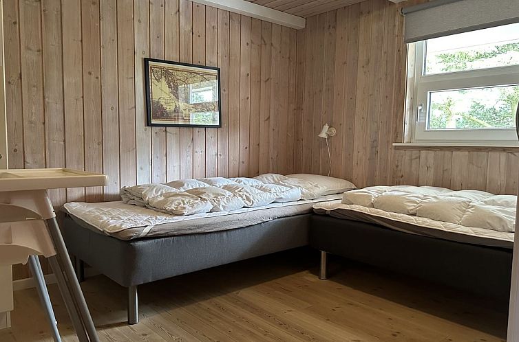 Vakantiehuis "Carlina" - 1.3km from the sea