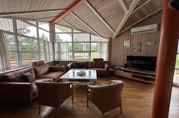 Vakantiehuis "Carlina" - 1.3km from the sea