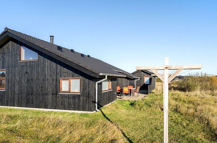 Vakantiehuis "Edwin" - 400m from the sea