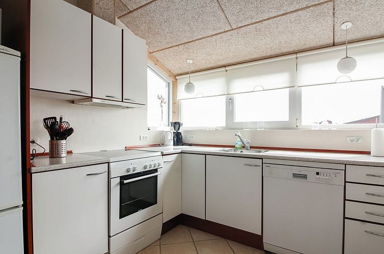 Vakantiehuis "Edwin" - 400m from the sea