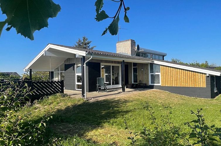 Vakantiehuis "Hansen" - 600m from the sea