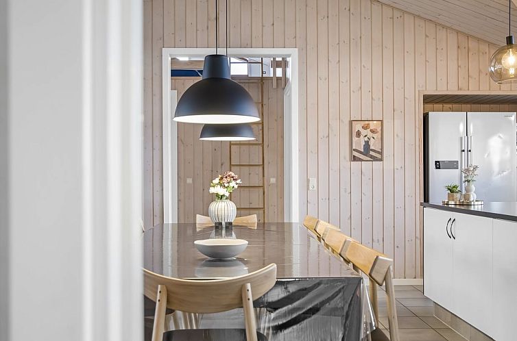 Vakantiehuis "Emma" - 976m from the sea