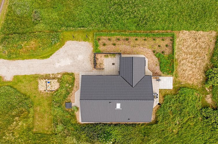 Vakantiehuis "Grith" - 1km from the sea