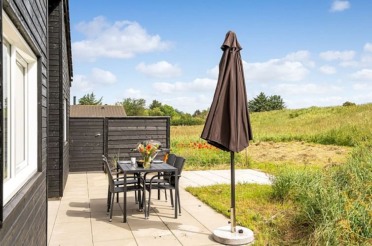 Vakantiehuis "Grith" - 1km from the sea