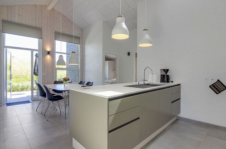 Vakantiehuis "Grith" - 1km from the sea