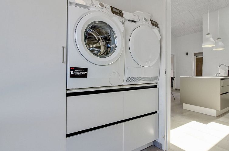 Vakantiehuis "Grith" - 1km from the sea