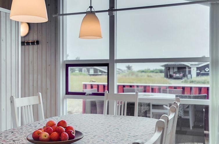 Vakantiehuis "Bertie" - 700m from the sea