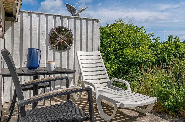 Vakantiehuis "Bertie" - 700m from the sea