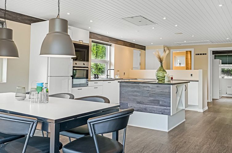 Vakantiehuis "Skip" - 300m to the fjord