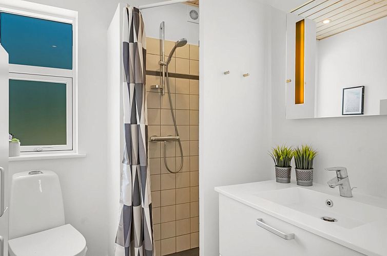 Vakantiehuis "Ahto" - 600m to the fjord