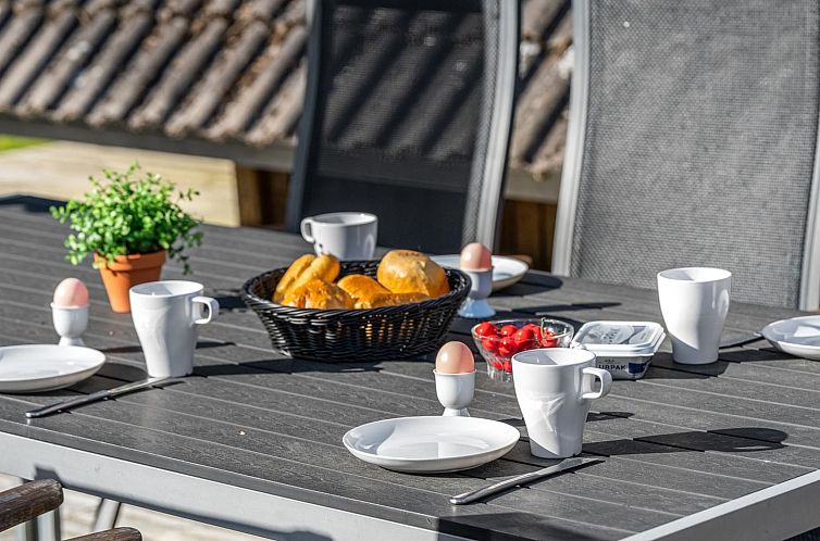 Vakantiehuis "Niesina" - 600m to the fjord