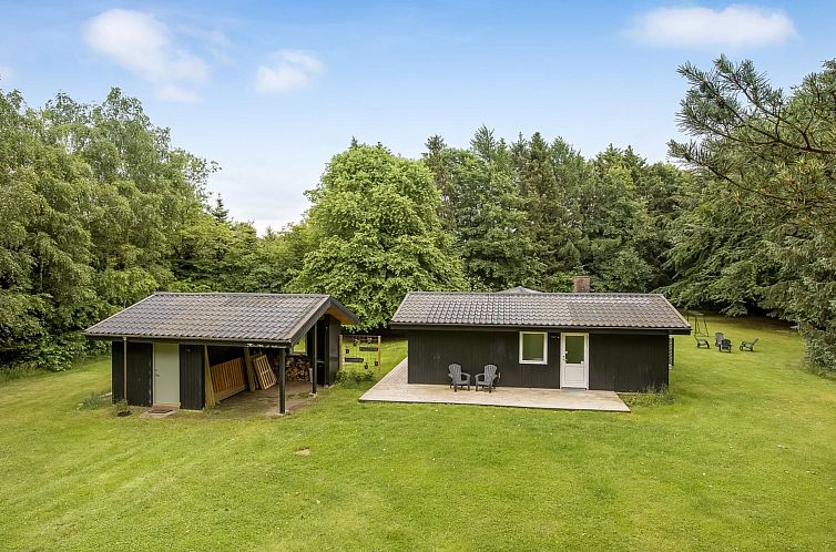 Vakantiehuis "Gudrid" - 250m to the fjord