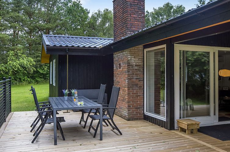 Vakantiehuis "Gudrid" - 250m to the fjord