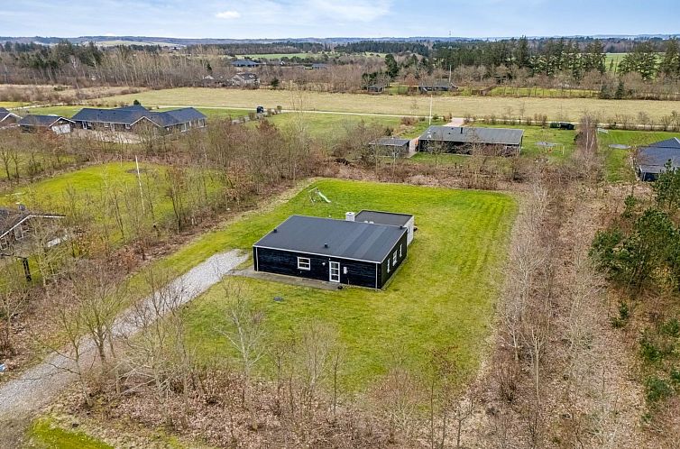 Vakantiehuis "Jarven" - 500m to the fjord