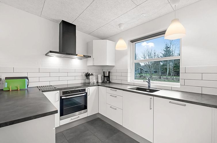 Vakantiehuis "Jarven" - 500m to the fjord