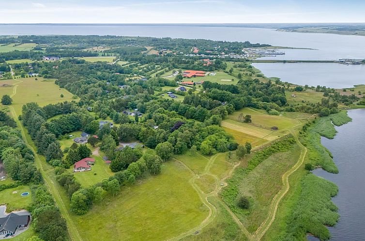 Vakantiehuis "Gudrid" - 250m to the fjord