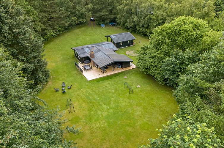 Vakantiehuis "Gudrid" - 250m to the fjord