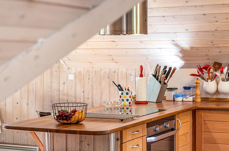 Vakantiehuis "Niesina" - 600m to the fjord