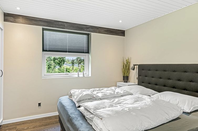 Vakantiehuis "Skip" - 300m to the fjord