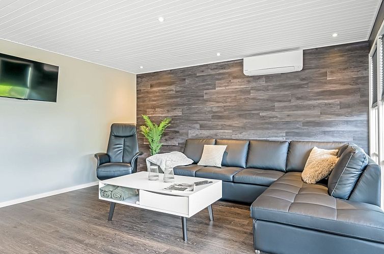 Vakantiehuis "Skip" - 300m to the fjord