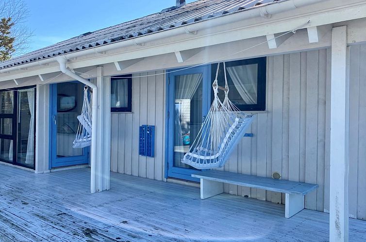 Vakantiehuis "Ilenia" - 150m from the sea