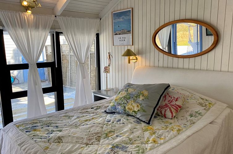 Vakantiehuis "Ilenia" - 150m from the sea