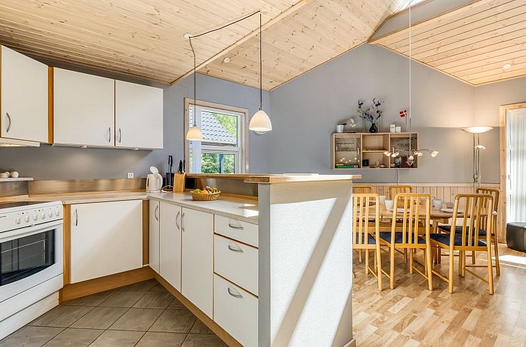 Vakantiehuis "Hristijan" - 4.8km from the sea