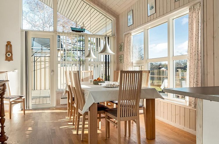 Vakantiehuis "Tjorven" - 400m from the sea