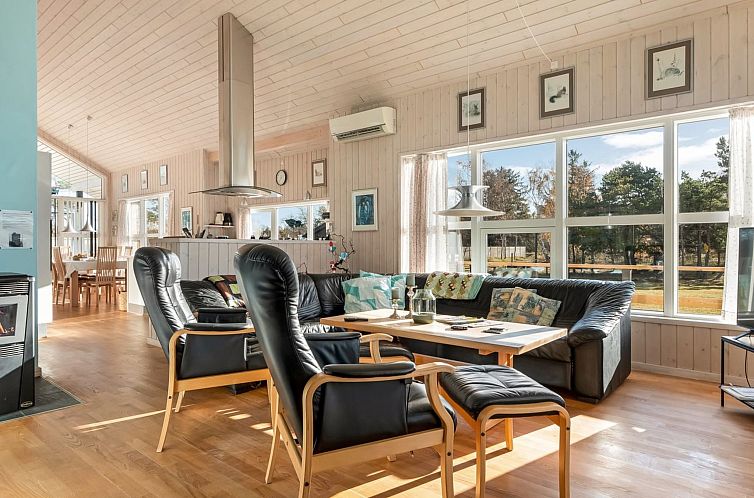 Vakantiehuis "Tjorven" - 400m from the sea